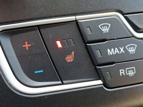 Certified 2017 Ford Fusion SE w/ Fusion SE Technology Package image 25