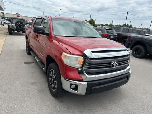 Used 2014 Toyota Tundra SR5 w/ TRD Off Road Package AWD/4WD image 21