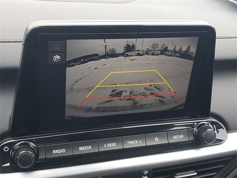 Certified 2024 Kia Forte LXS w/ LXS Technology Package image 21