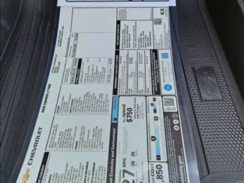 New 2026 Chevrolet Equinox LT w/ Midnight Edition FWD image 18