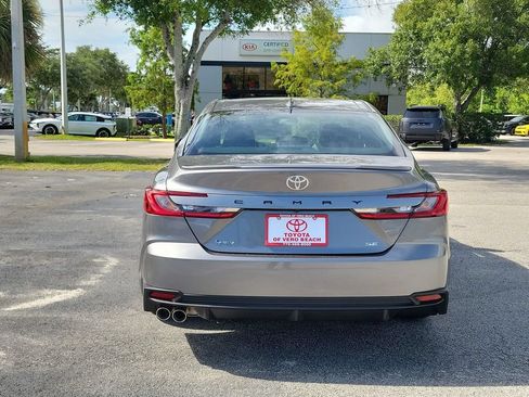 New 2026 Toyota Camry SE w/ Convenience Package FWD image 5