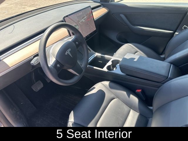 Used 2021 Tesla Model Y Long Range AWD/4WD image 19