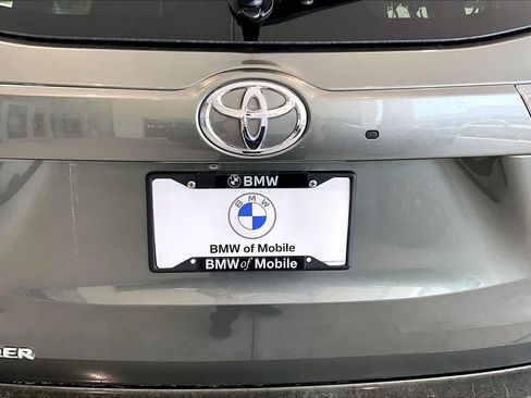 Used 2016 Toyota Highlander Plus FWD image 30