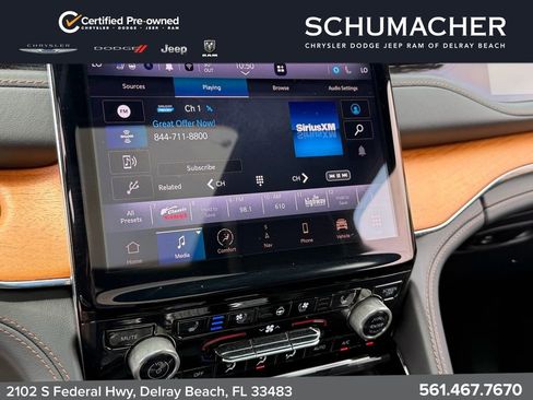 Used 2023 Jeep Grand Cherokee L Summit AWD/4WD image 25