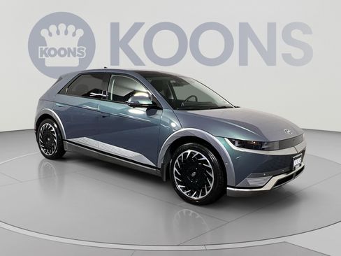 Used 2023 Hyundai Ioniq 5 Limited AWD/4WD image 2