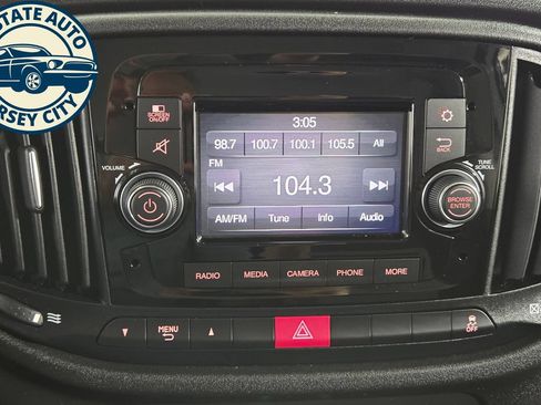 Used 2022 RAM ProMaster City Tradesman FWD image 14