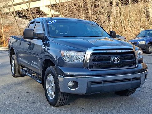 Used 2010 Toyota Tundra 4x4 Double Cab image 3