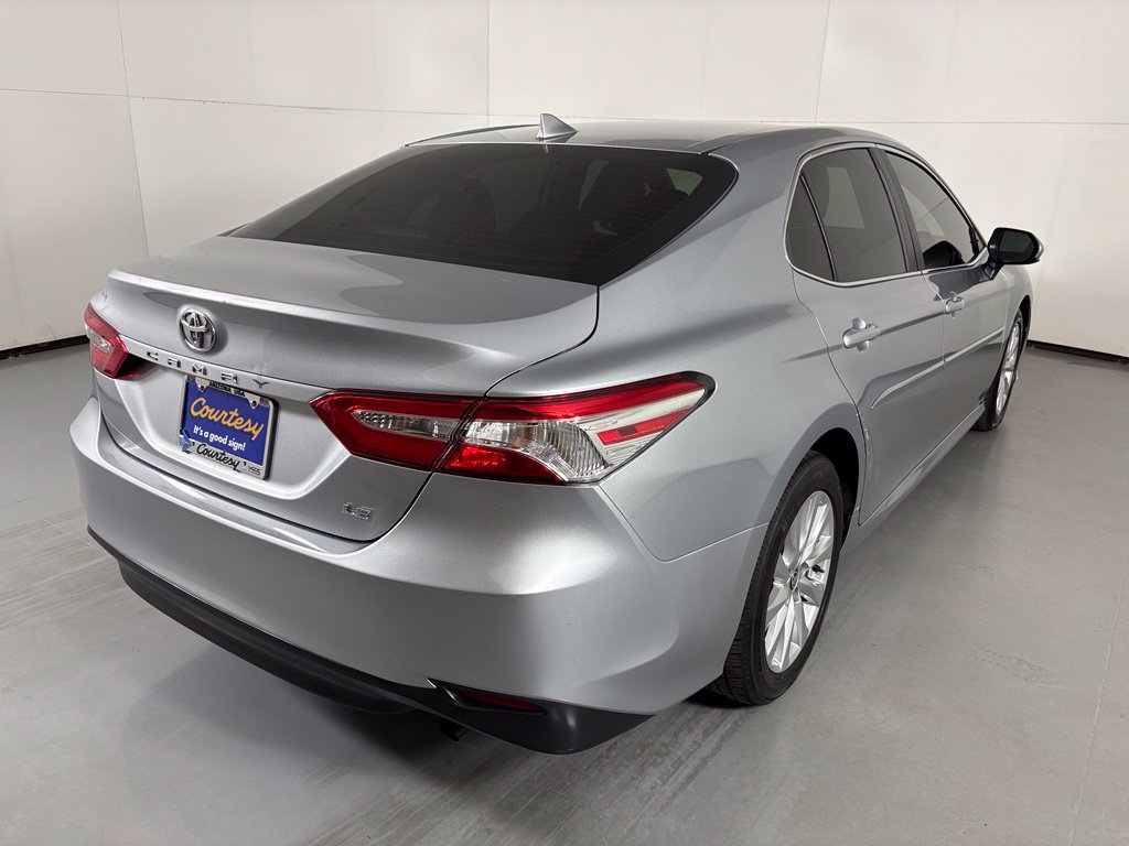 Used 2020 Toyota Camry LE w/ Carpet Mat Package FWD image 8