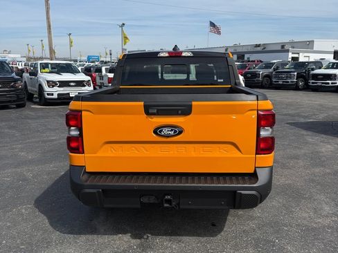 New 2026 Ford Maverick Lariat w/ Black Appearance Package image 7
