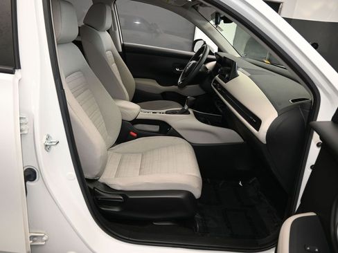 Used 2023 Honda HR-V LX image 27