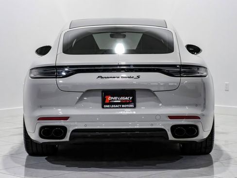 Used 2023 Porsche Panamera Turbo S image 8