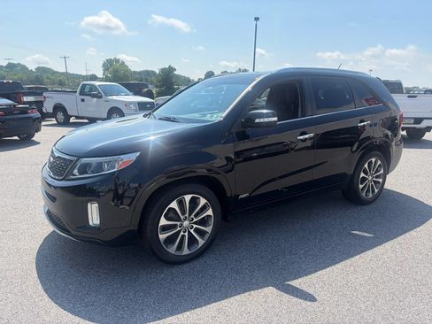Used 2014 Kia Sorento SX w/ 3rd Row Package AWD/4WD image 21