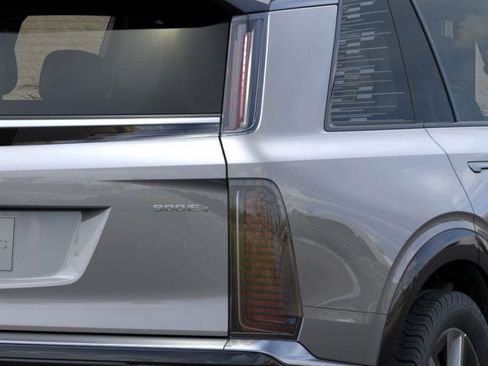 New 2026 Cadillac Vistiq Luxury image 11