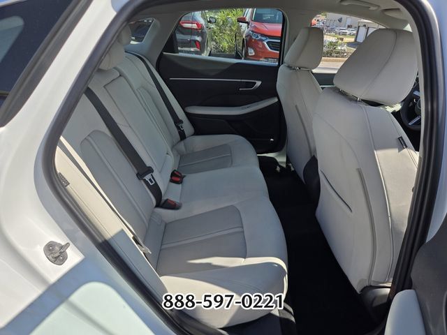 Used 2024 Hyundai Sonata SEL FWD image 16