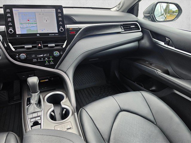 Used 2024 Toyota Camry XLE w/ Navigation Package FWD image 20