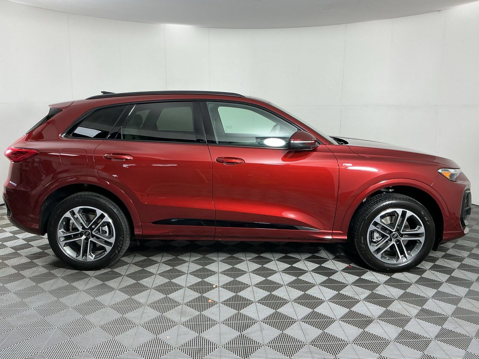 New 2026 Audi Q5 2.0T AWD/4WD image 10