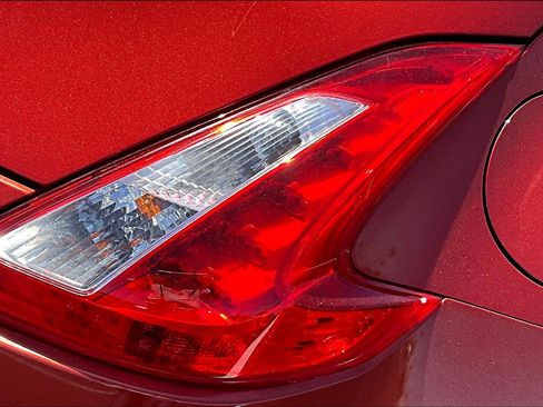 Used 2014 Nissan 370Z Coupe image 27