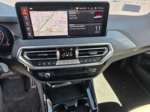 Certified 2024 BMW X3 xDrive30i w/ Premium Package image 19