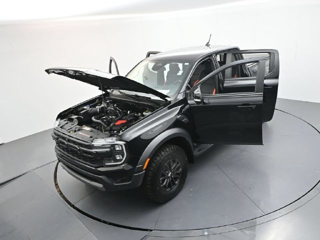 Certified 2025 Ford Ranger Raptor AWD/4WD image 57