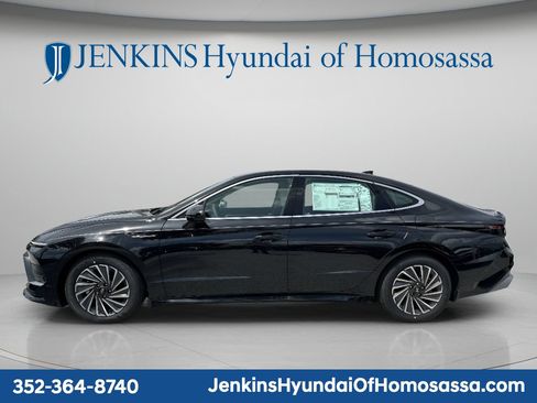 New 2025 Hyundai Sonata SEL FWD image 4