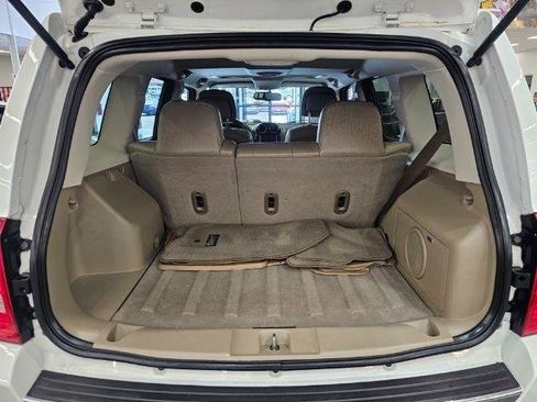 Used 2014 Jeep Patriot Limited w/ Sun/Sound Group AWD/4WD image 40