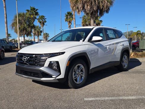 New 2026 Hyundai Tucson SE FWD image 2