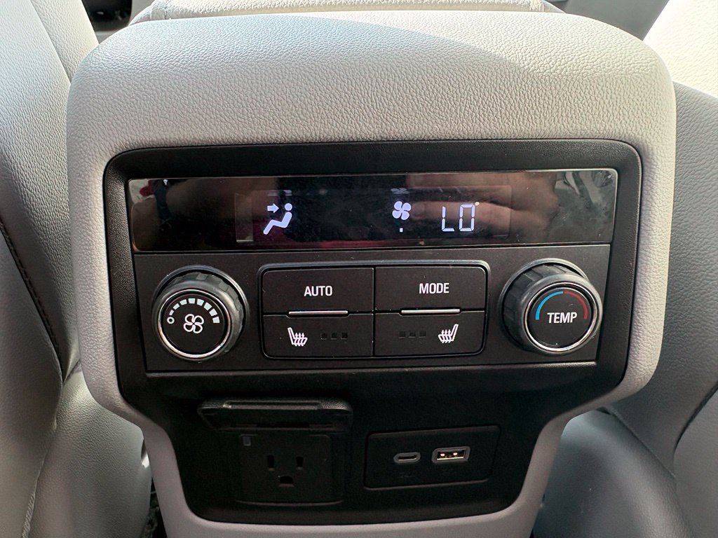 Used 2023 GMC Acadia SLT w/ Preferred Package AWD/4WD image 43