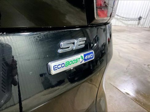 Used 2017 Ford Escape SE w/ SE Leather Comfort Package image 25