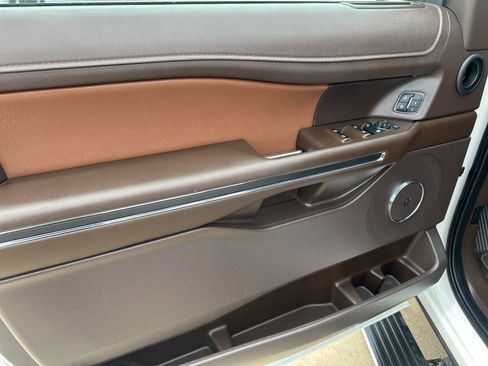 Used 2024 Ford Expedition Max King Ranch image 13