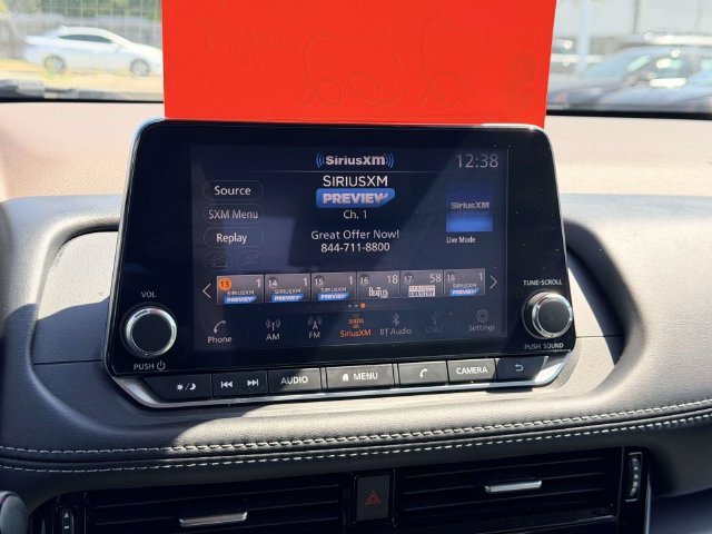 Used 2023 Nissan Rogue SV AWD/4WD image 19