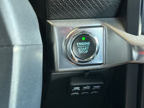 Used 2022 Ford F150 Raptor w/ Equipment Group 801A High AWD/4WD image 18
