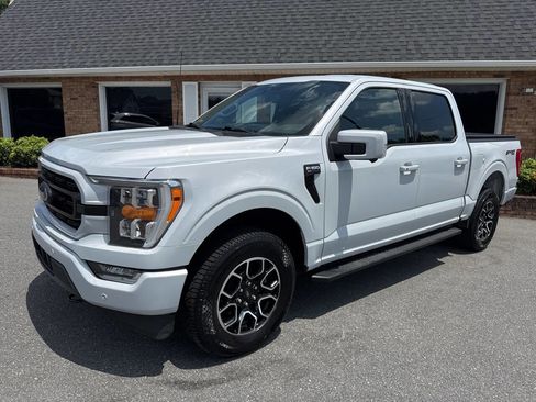 Used 2022 Ford F150 XLT w/ Equipment Group 302A High image 4
