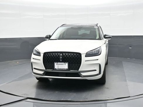 New 2026 Lincoln Corsair Premiere image 17