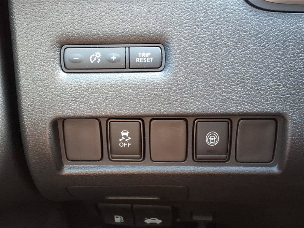 Used 2023 Nissan Murano SV w/ SV Midnight Edition Package FWD image 20