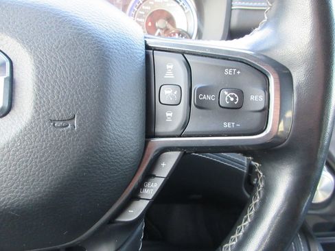 Used 2020 RAM 1500 Limited image 31