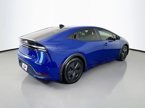 Used 2026 Toyota Prius Plug-In Hybrid FWD image 5