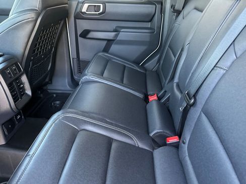New 2026 Ford Bronco Badlands w/ Sasquatch Package AWD/4WD image 12