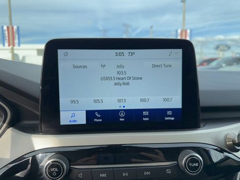 Certified 2020 Ford Escape SE image 18