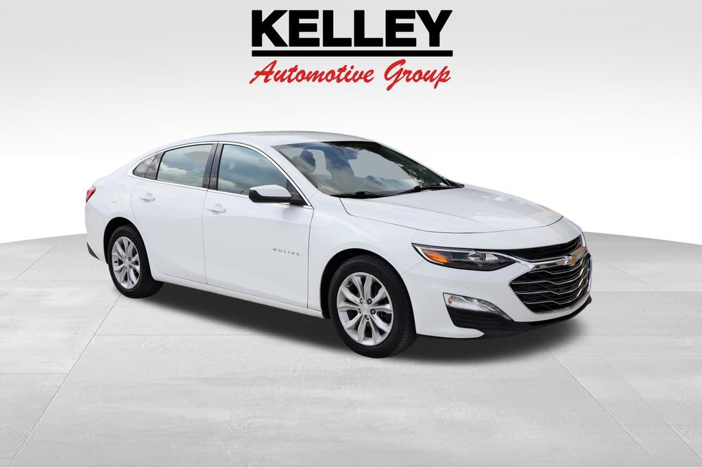 Used 2025 Chevrolet Malibu LT FWD image 1