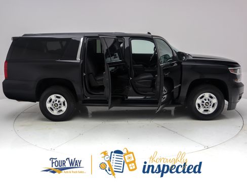 Used 2017 Chevrolet Suburban 3500 LS w/ Driver Alert Package AWD/4WD image 3