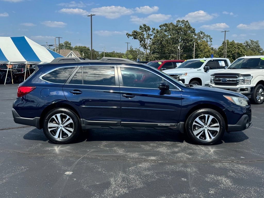 Used 2018 Subaru Outback 3.6R Limited AWD/4WD image 23