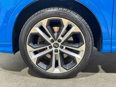Used 2019 Audi Q3 2.0T Prestige w/ Prestige Package AWD/4WD image 8
