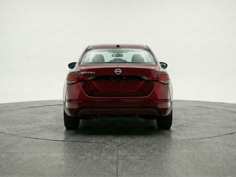 Used 2025 Nissan Sentra SV image 7