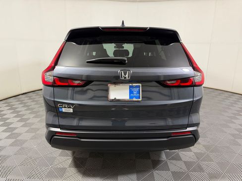 Used 2025 Honda CR-V LX image 9