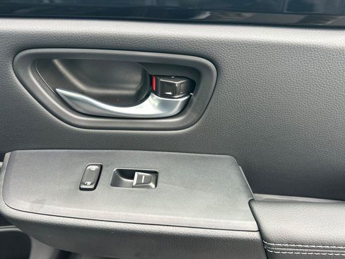 New 2025 Honda Pilot Touring image 21