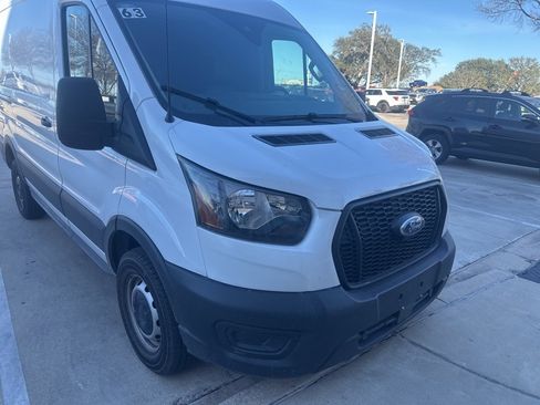 Used 2023 Ford Transit 250 Medium Roof w/ Load Area Protection Package image 7