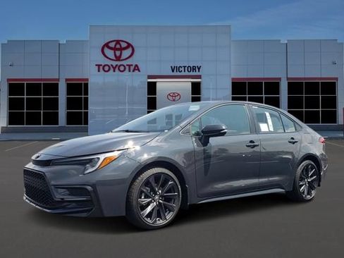 Used 2026 Toyota Corolla XSE FWD image 1