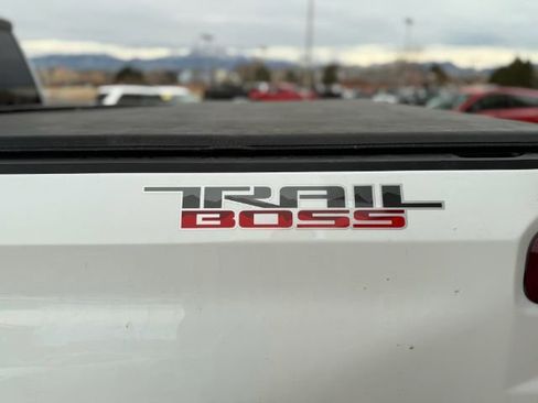 Used 2022 Chevrolet Silverado 1500 LT Trail Boss w/ Protection Package AWD/4WD image 6