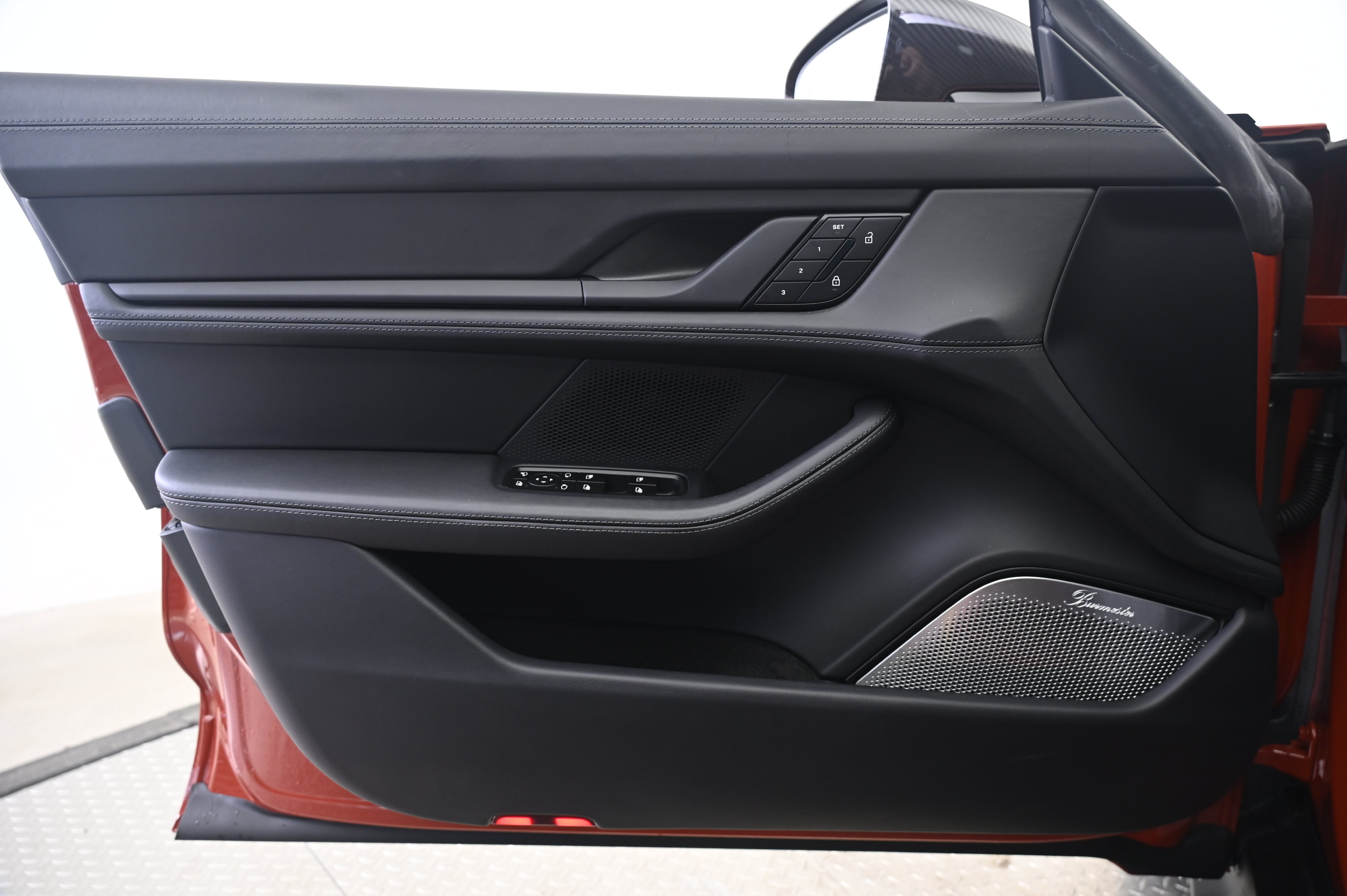 Certified 2025 Porsche Taycan Turbo GT AWD/4WD image 27