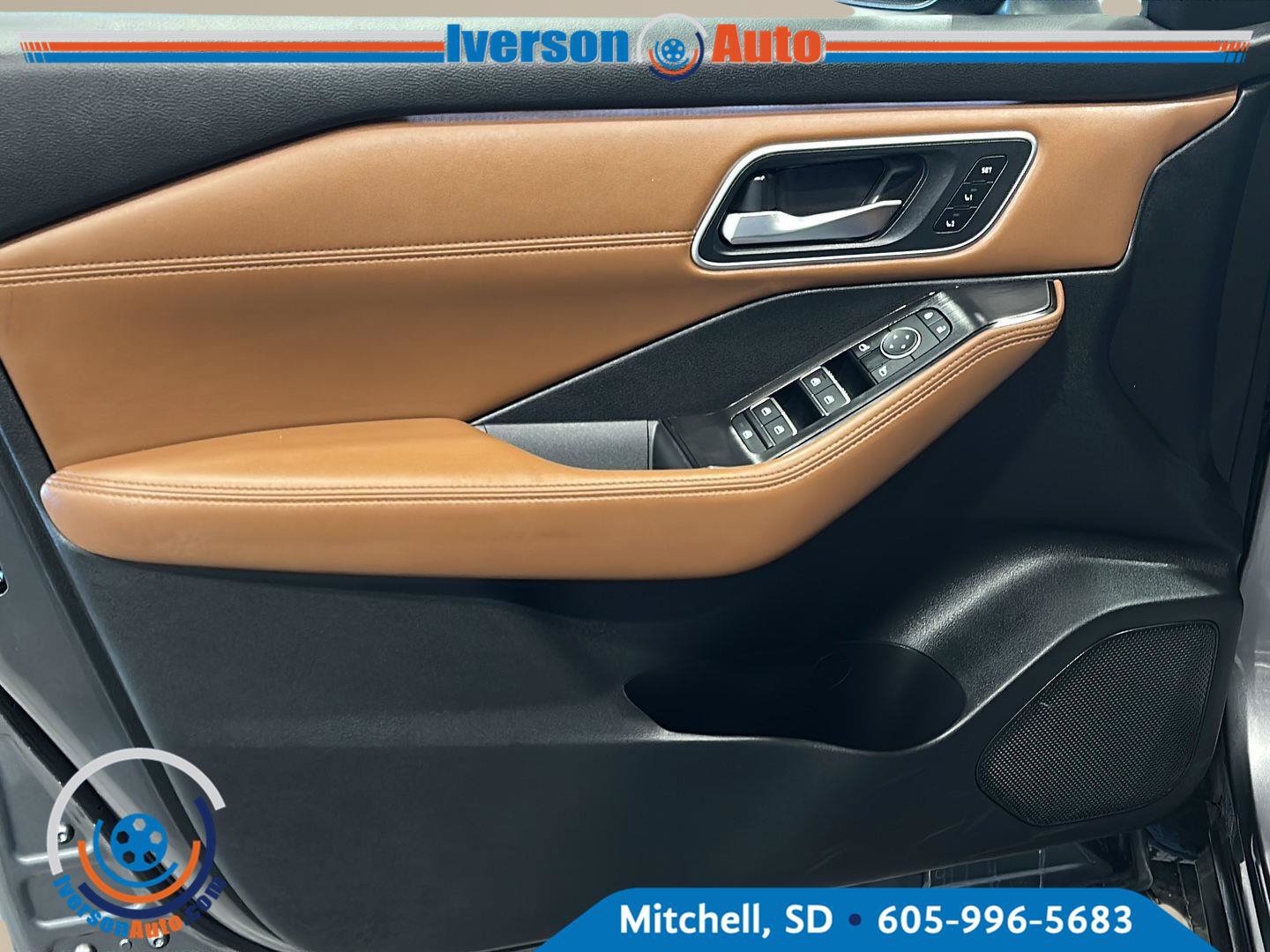 Used 2026 Nissan Rogue Platinum w/ Platinum Premium Package AWD/4WD image 13